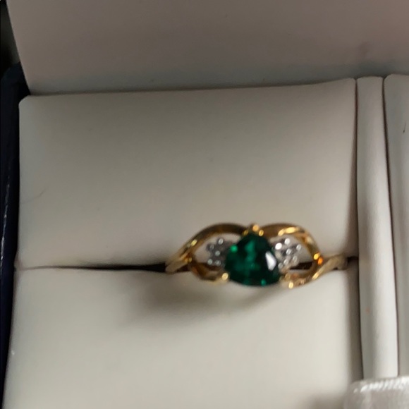 Emerald set - Picture 2 of 5